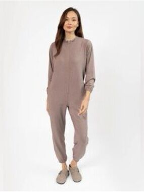 SMASH + TESS Relaxed Long-Sleeve One-Piece Jumpsuit size Small